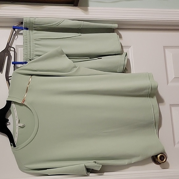 2 PC live well short set sz 22/24 - Picture 7 of 9